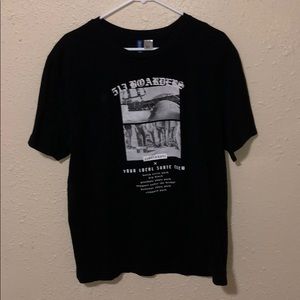 men’s t-shirt